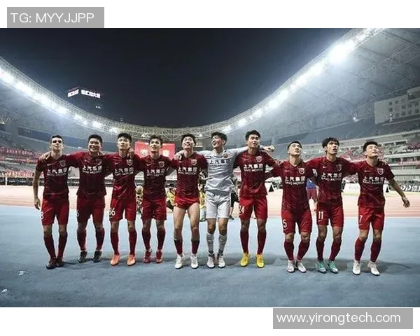 上海足球对决恒大球队巅峰之战谁能笑到最后